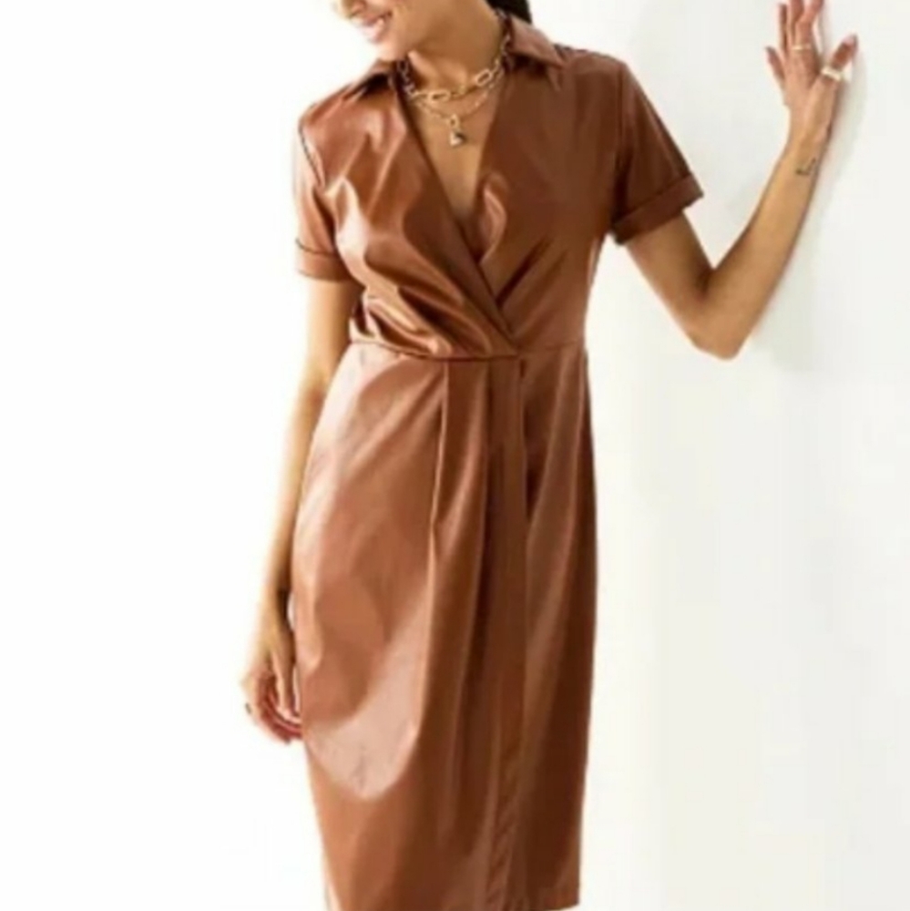 Nine West Faux-Leather Midi Dress Short Sleeve in a Maple Brown